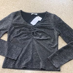 NWT- ULTRA FLIRT -SIZE
Fits like an XS/S woman’s or Junior’s medium.